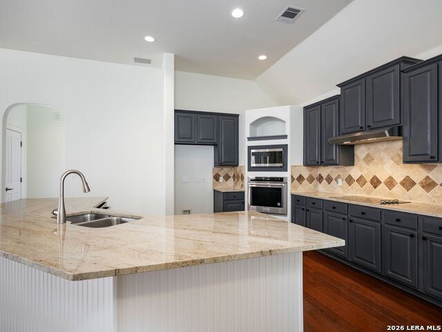 5 Burnham Glen Property Photo 18