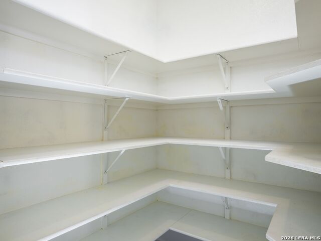 5 Burnham Glen Property Photo 20