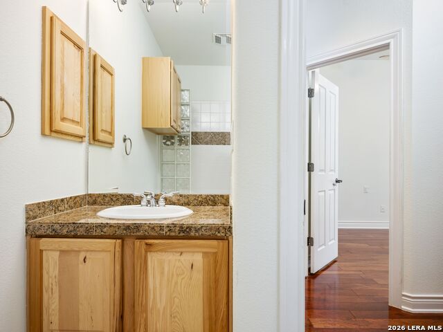 5 Burnham Glen Property Photo 28