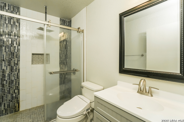 5915 Iris Property Photo 15
