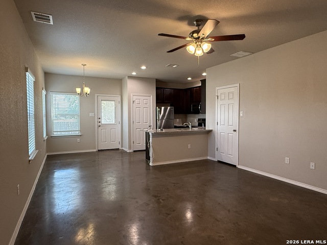 1139 Renee Way Property Photo 2