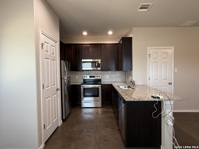 1139 Renee Way Property Photo 3