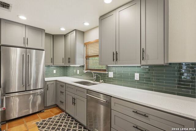 4426 Putting Grn Property Photo 8