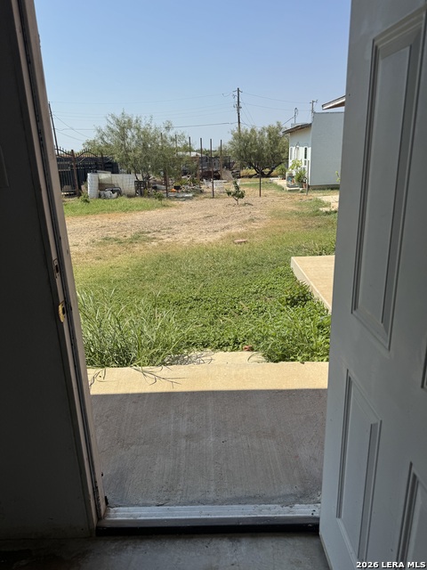 1816 Old Pioneer Road Property Photo 5
