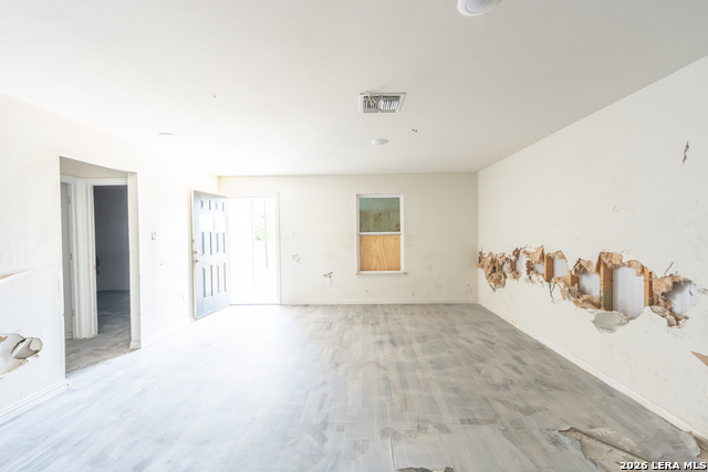 1007 Yucca St Property Photo 5