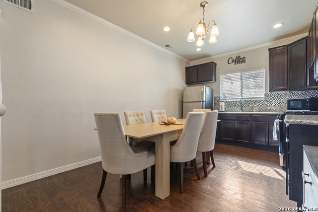 520 Cincinnati Property Photo 8
