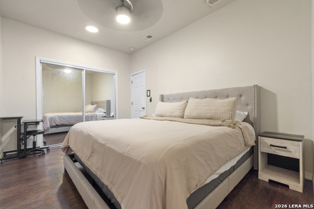 520 Cincinnati Property Photo 16