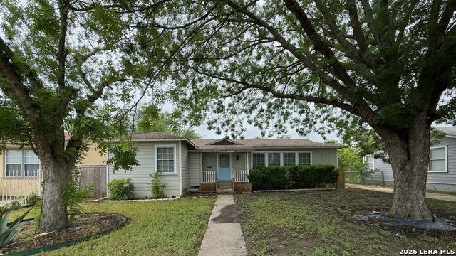 2626 W Huisache Ave Property Photo 1