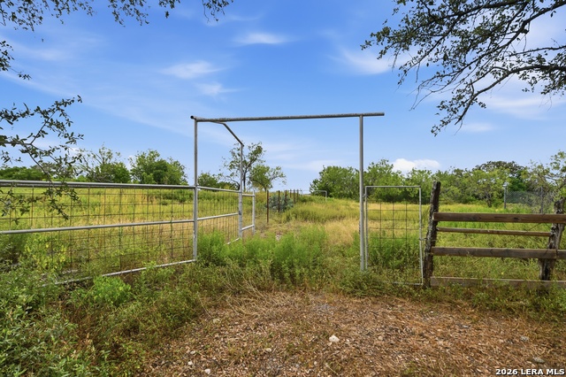 8811 Fm 471 Property Photo 21
