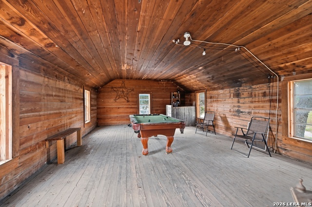8811 Fm 471 Property Photo 25