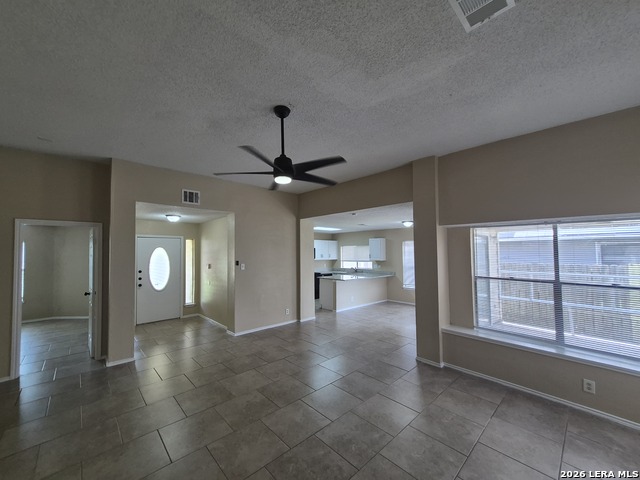 8469 Maple Ridge Dr. Property Photo 5