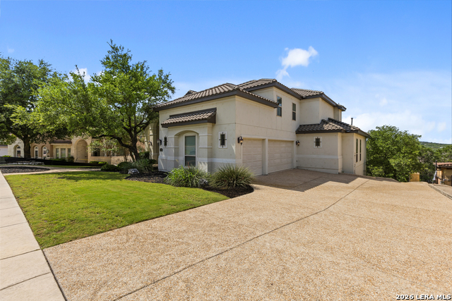 623 Sentry Hl Property Photo 2