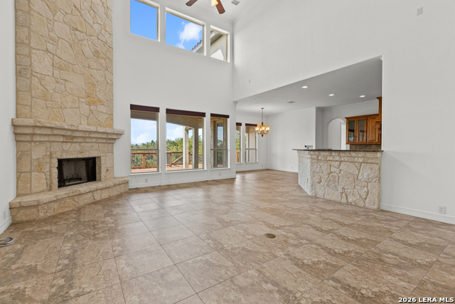 623 Sentry Hl Property Photo 6