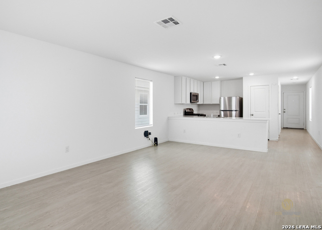 20450 Onyx Ring Property Photo 3