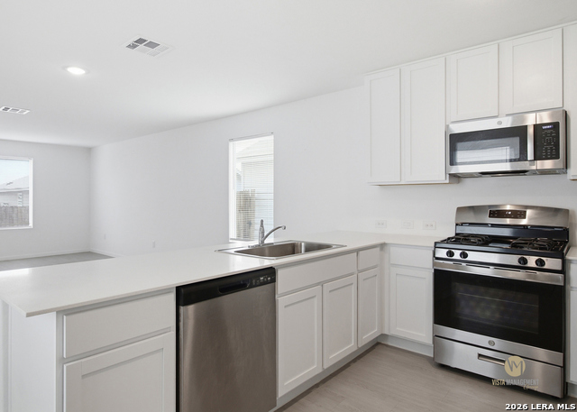 20450 Onyx Ring Property Photo 8
