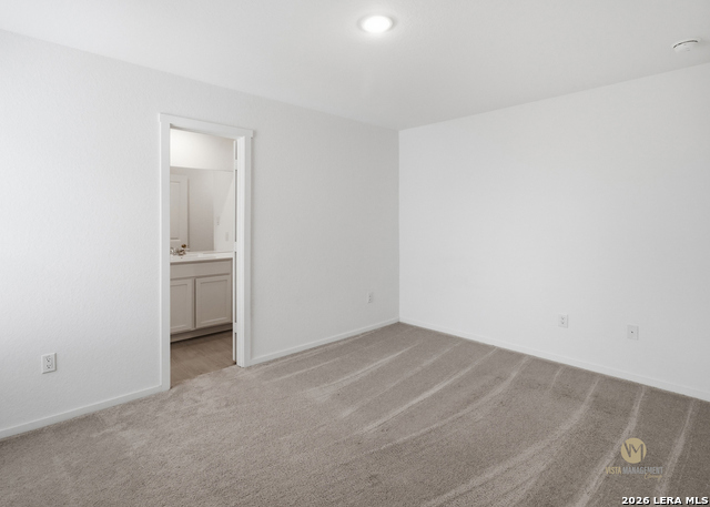 20450 Onyx Ring Property Photo 12
