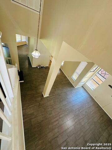 3235 Tree Grove Property Photo 12