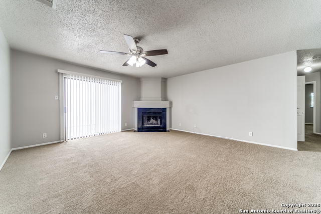 7359 Corian Park Property Photo 4