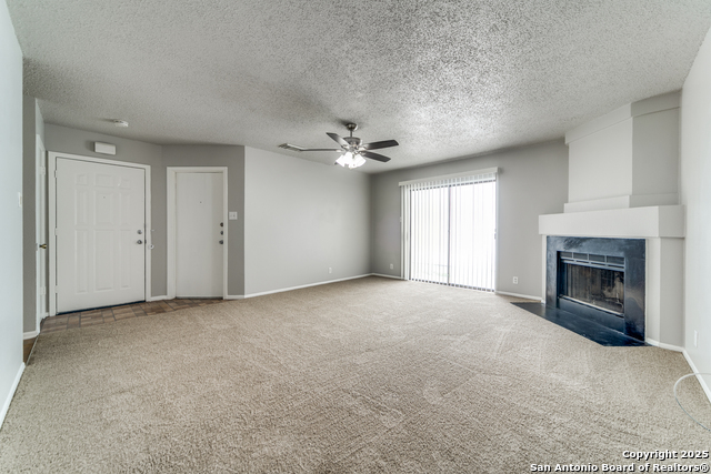 7359 Corian Park Property Photo 5