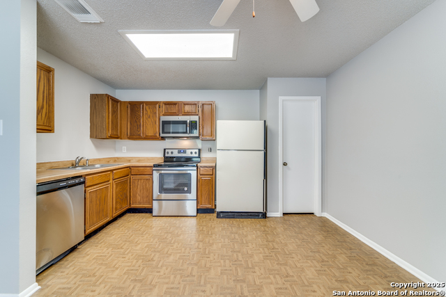 7359 Corian Park Property Photo 10