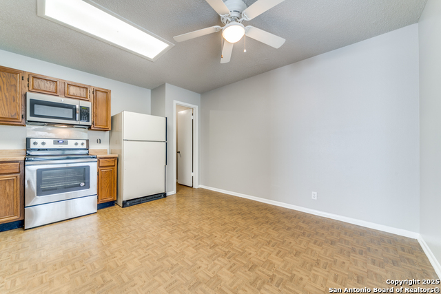 7359 Corian Park Property Photo 11