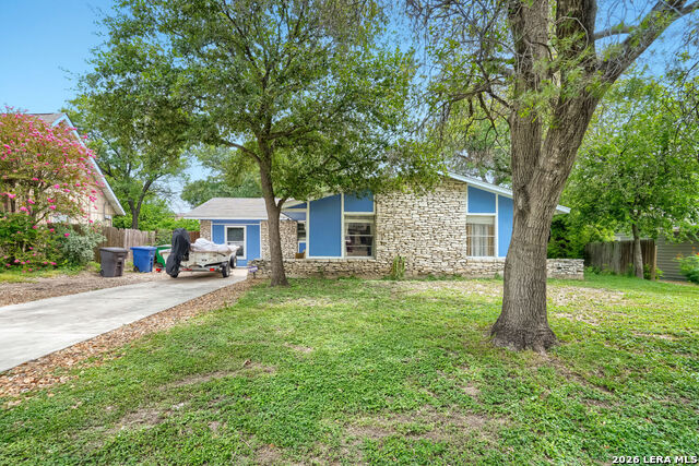 111 Summertime Dr Property Photo 1