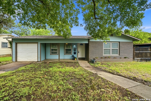 635 Olney Dr Property Photo 1