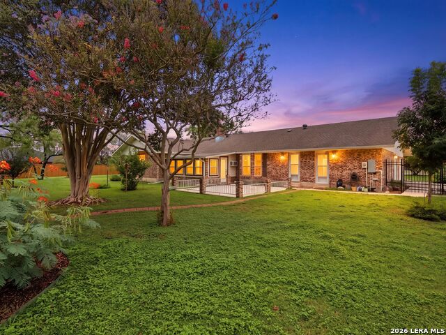 2402 Welsch Ln Property Photo 1