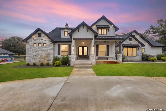 121 N TRANQUILITY DR