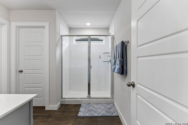 109 Netherland St Property Photo 8
