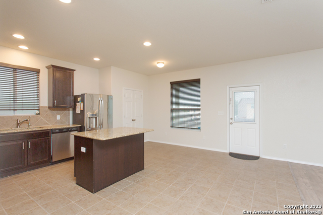 9342 Fisherman Prt Property Photo 8