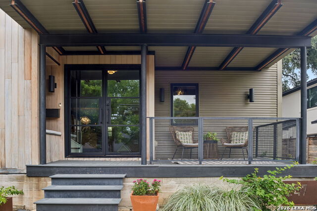 247 Montclair St Property Photo 3