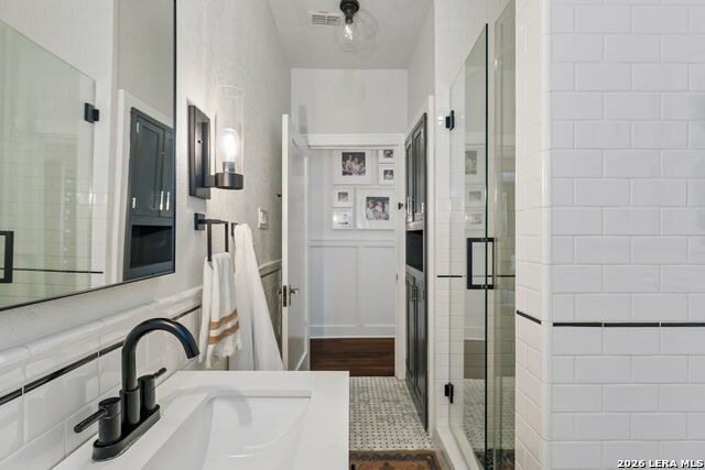 247 Montclair St Property Photo 18