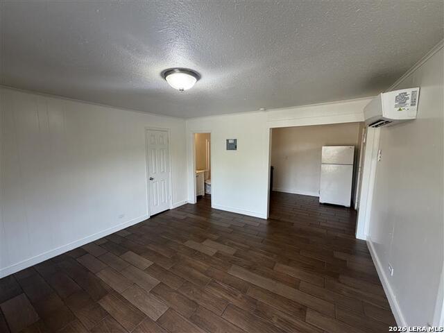 520 Gentleman Rd Property Photo 4