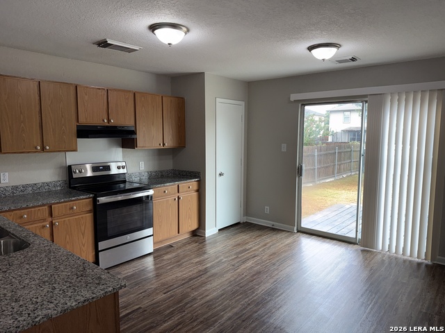 3962 Tarrant Trail Property Photo 8