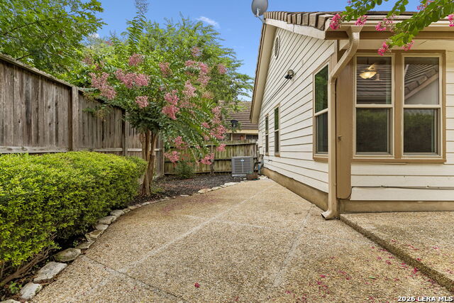 16806 Brookwood Property Photo 36