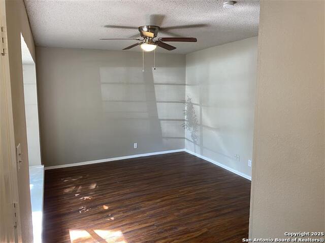 1208 Churing Dr Property Photo 2