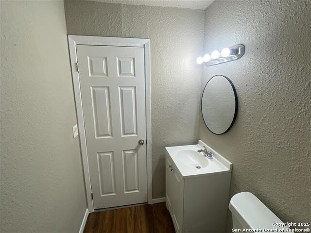 1208 Churing Dr Property Photo 10
