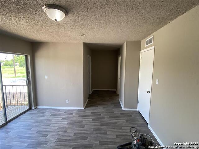 1208 Churing Dr Property Photo 12