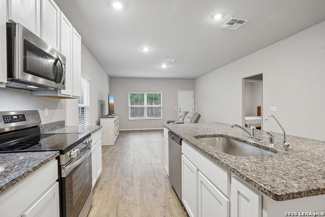 7706 Stud Dr Property Photo 3