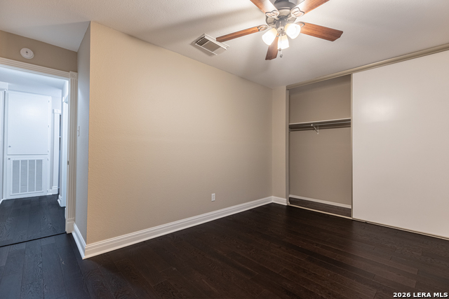 21514 Longwood Property Photo 8