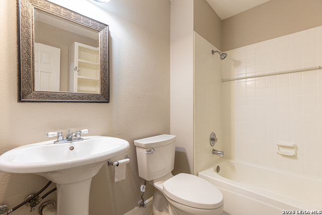 21514 Longwood Property Photo 12