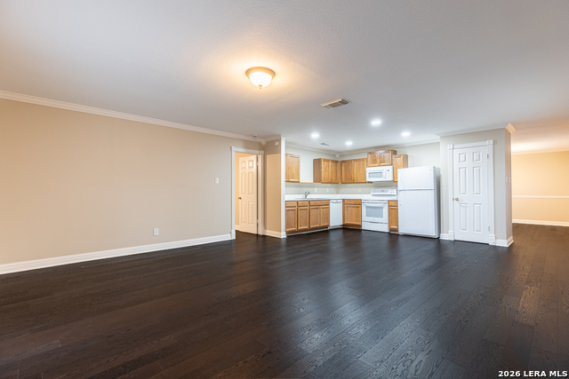 21514 Longwood Property Photo 14