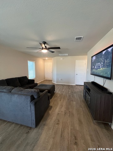 8824 Broad Wing Dr Property Photo 4