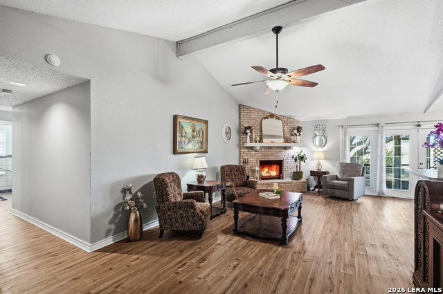 3729 Hunters Glen Property Photo 10