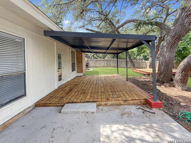 14707 Chimney Way Property Photo 6