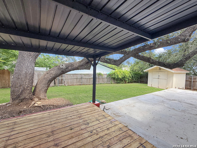 14707 Chimney Way Property Photo 10