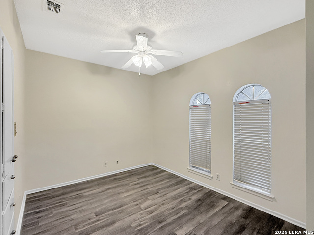 14707 Chimney Way Property Photo 12