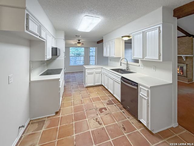 14707 Chimney Way Property Photo 32
