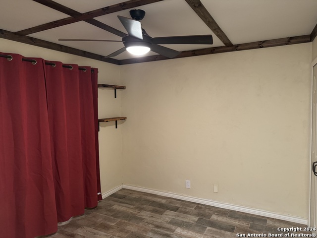 13939 S Village Dr Property Photo 13